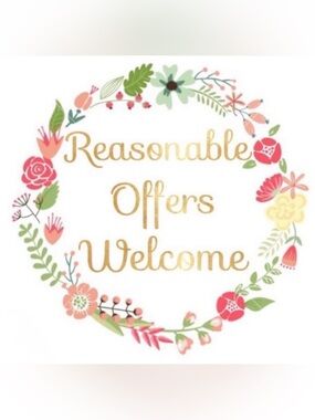 I want to clear my closet!! Please make an offer 😊🤩